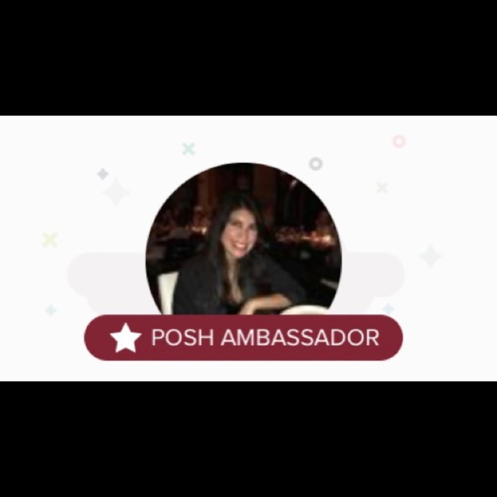 ✨Official Posh Ambassador✨